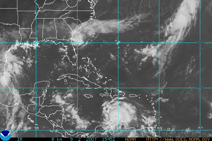 Image satellite cyclone Felix