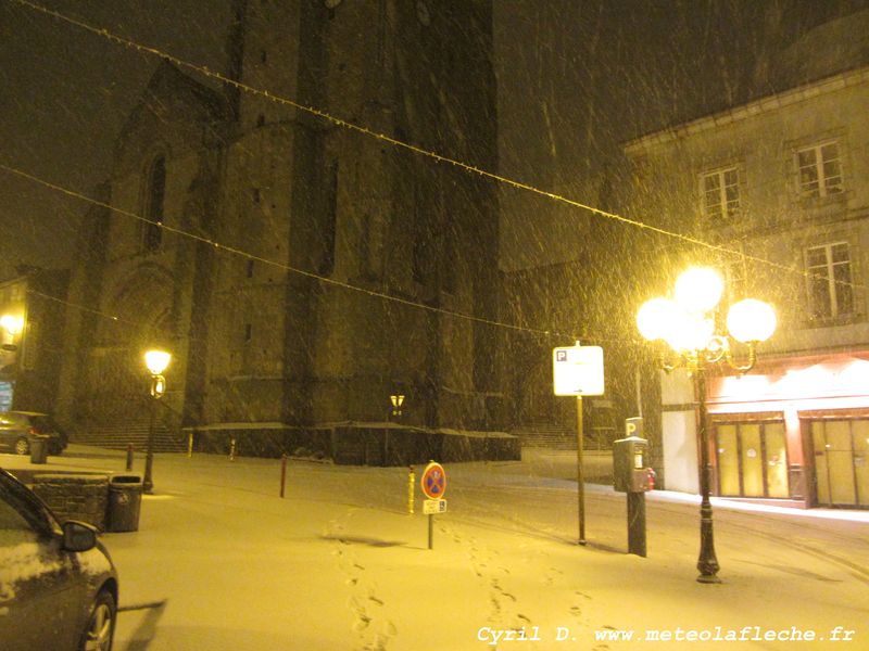 Le parking de Bressuire vue sur l'glise