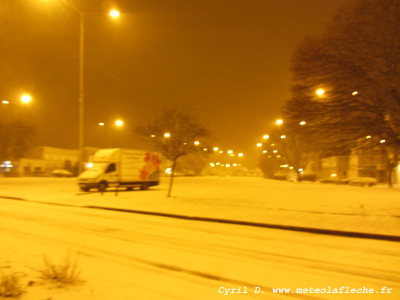 Grande Place Thouars enneige